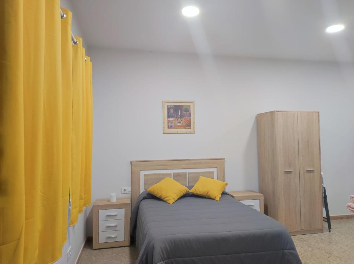 Estudio A 10 Minutos De Playa America Apartment *